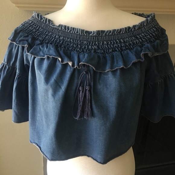 Bebe Denim Crop Top. Size XXS - Picture 2 of 5